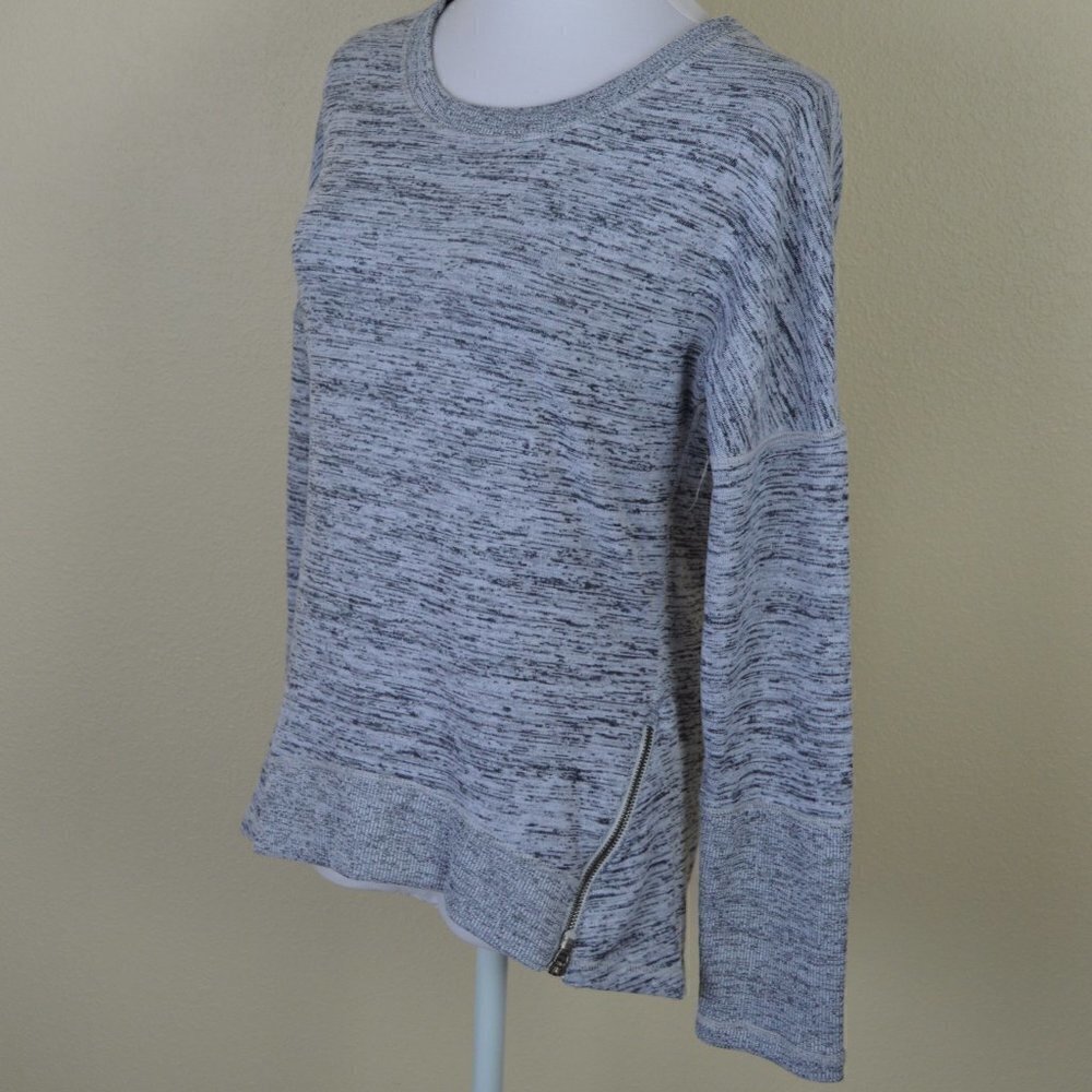 Athleta Blissful Sharkbite Top - Picture 7 of 8
